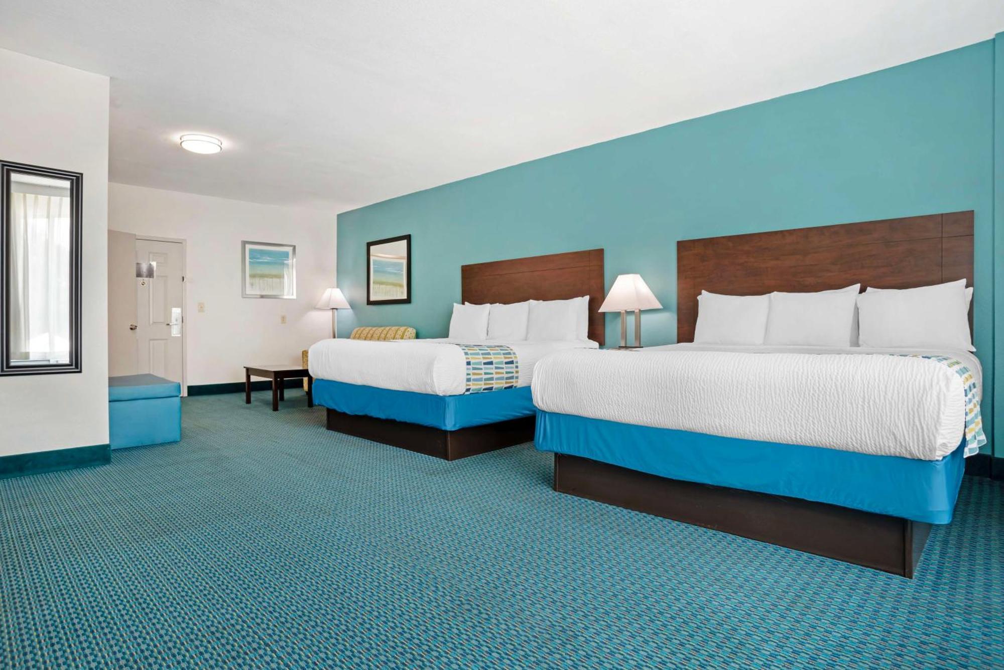 Western Blue Angel Hotel Ferry Pass